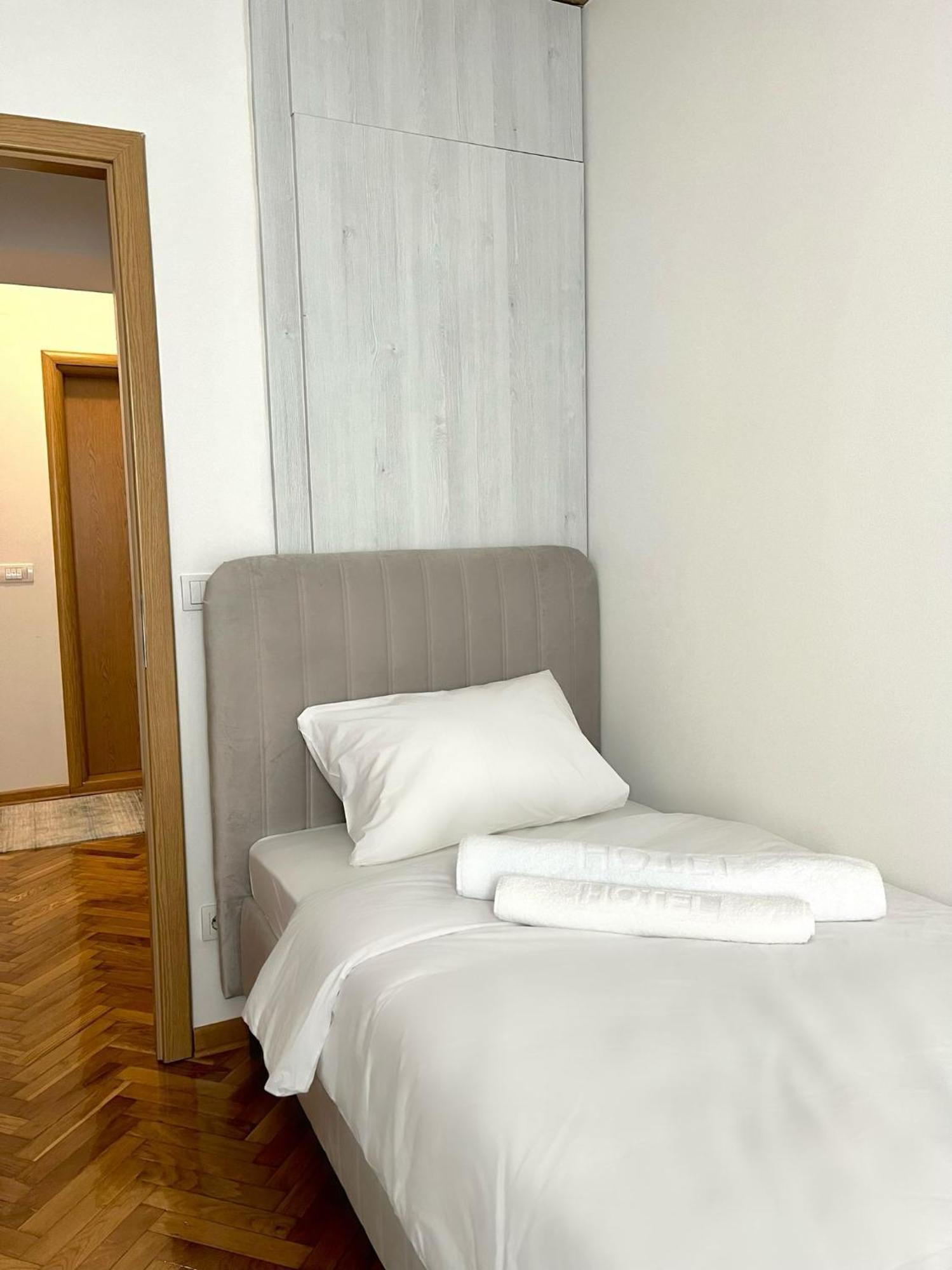 Lumo Apartment Nis Exterior photo