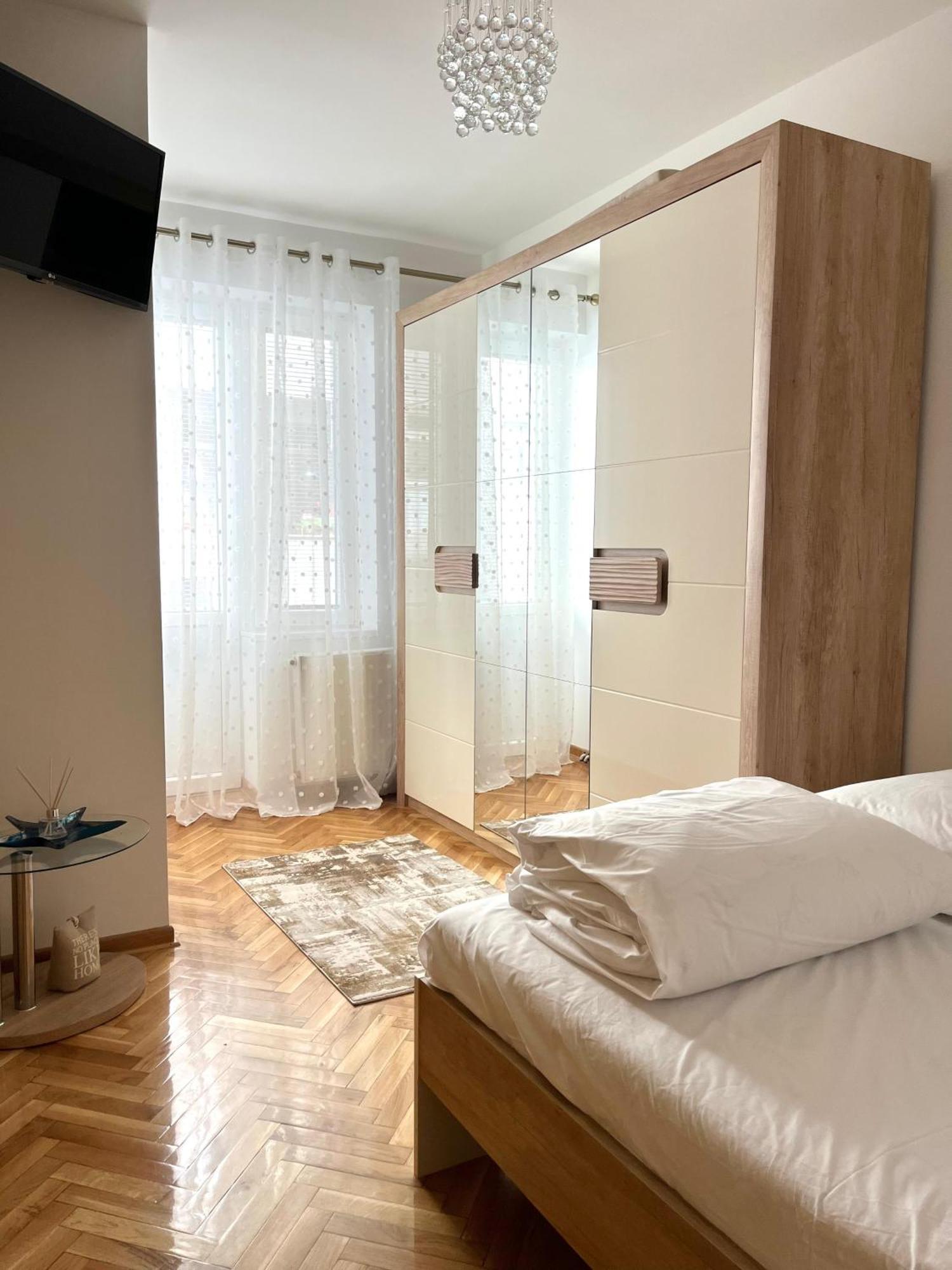 Lumo Apartment Nis Exterior photo
